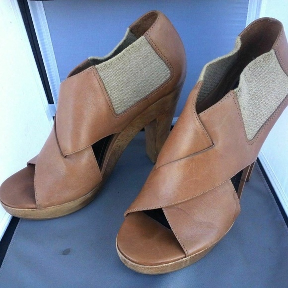 Theory Tan Leather Platform Chunky Heels Booties OPEN TOE shoes 9 - Picture 1 of 6